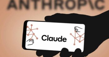 AI Copyright Rulings: Fair Use Upheld, Piracy on Trial Claude AI.