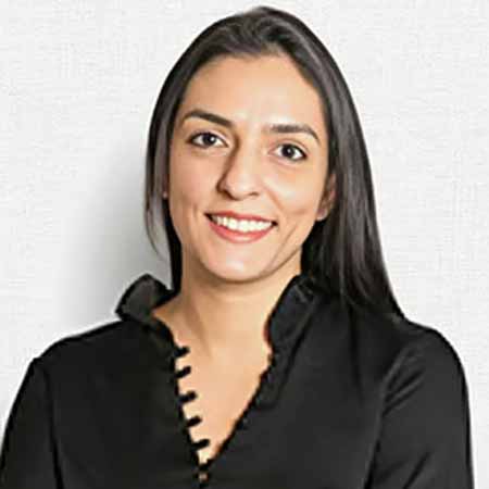 Rashi Kapoor Mehta, Universal Legal. 