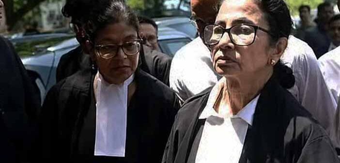 Mamata Banerjee, Former West Bengal CM, appeared as an Advocate before Calcutta High Court.